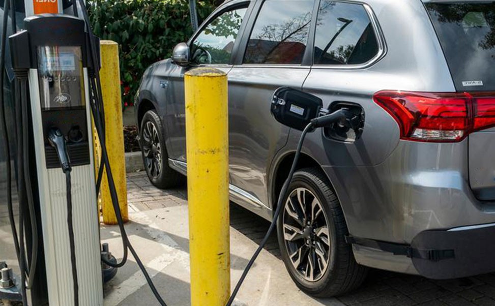 新能源充電樁的投資回報(bào)發(fā)展?jié)摿?>
                            </div>
                            <div   id=