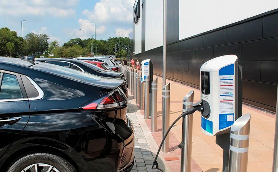 新能源充電樁智慧化轉(zhuǎn)型與時(shí)代發(fā)展的緊密關(guān)聯(lián)